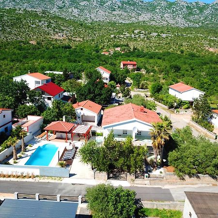 Villa Golden Apple Seline Buitenkant foto